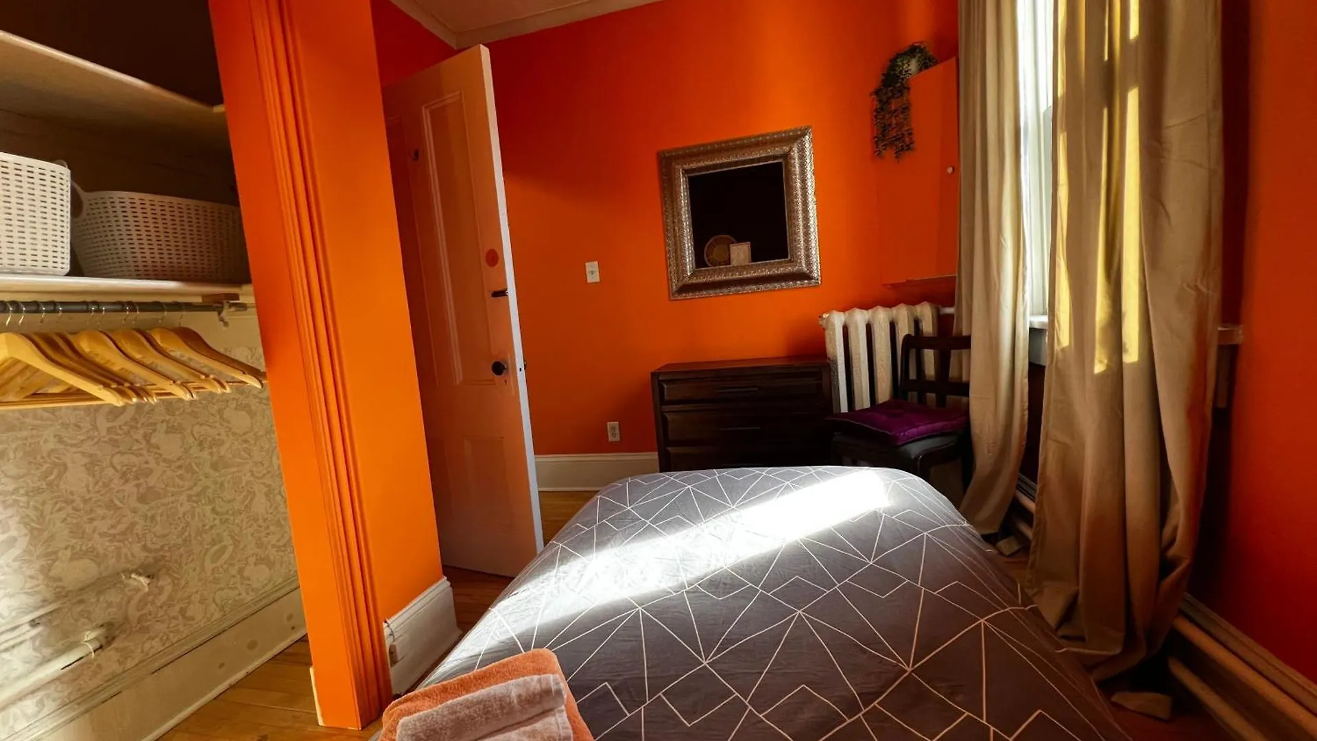 Appartement Modern Amenities Historic Charm 4-Bdrm Retreat #1 At The Inglis Heritage à Halifax