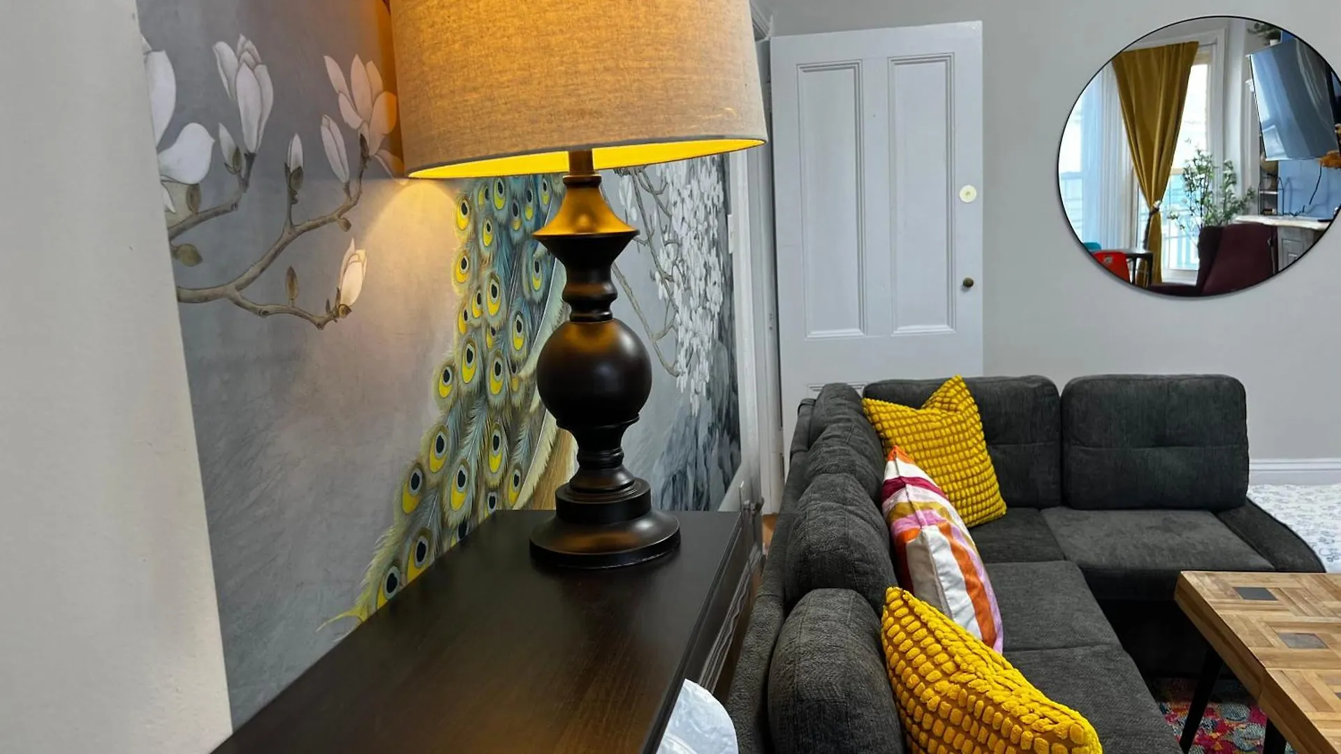 Appartement Modern Amenities Historic Charm 4-Bdrm Retreat #1 At The Inglis Heritage à Halifax 0*,  Canada